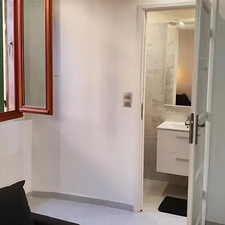 Rue Pietonne Proche * 멍똥