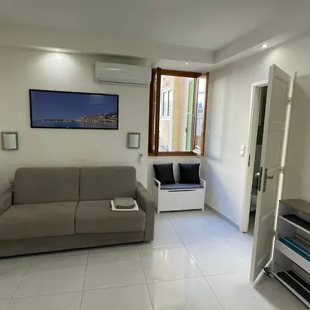 Apartment Rue Pietonne Proche *