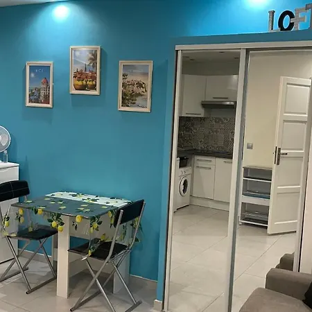 Rue Pietonne Proche 아파트 *