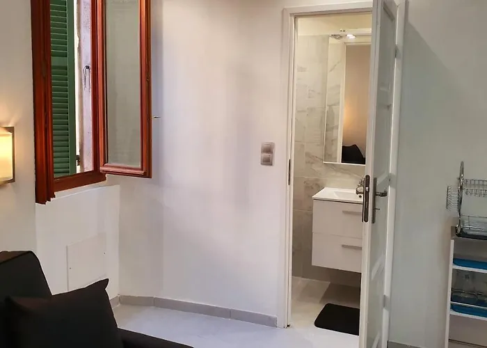 Rue Pietonne Proche * Menton