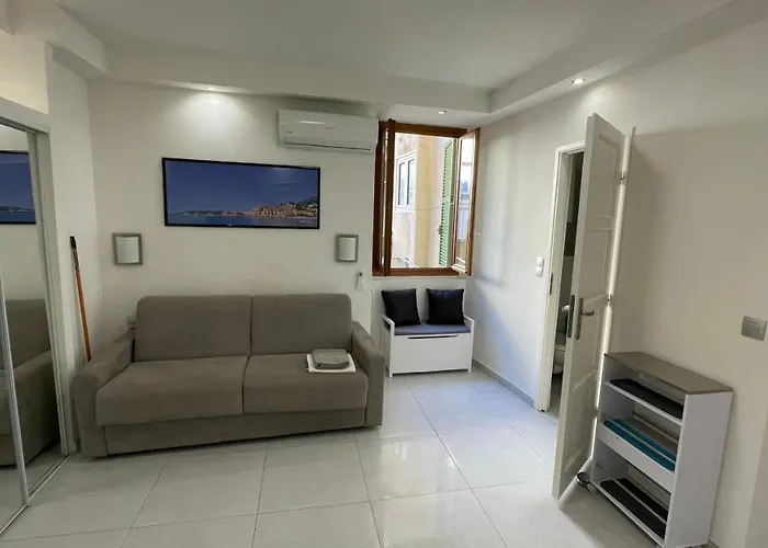 Appartement Rue Pietonne Proche *